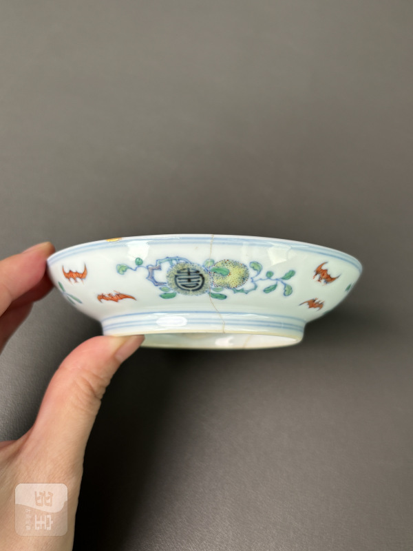 清雍正 斗彩福山寿海纹小盘一对（带木盒） - 图30